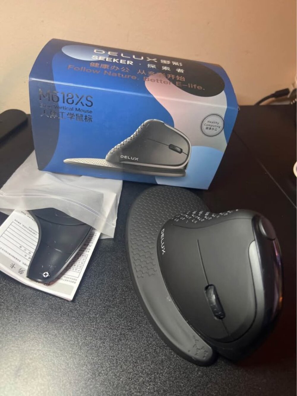 Negotiable - DELUX M618XS Ergo Vertical Wireless RGB Mouse